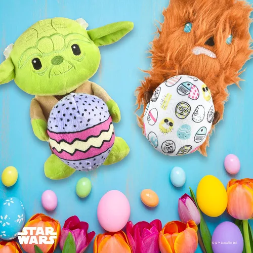 Vista 4 de STAR WARS FF19495 - Juguete chirriante para mascotas, peluche de Chewbacca Rebel y huevo de Pascua de 6 pulgadas, juguete relleno de Chewbacca