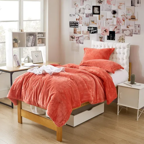 Vista 4 de Byourbed The Original Plush - Edredón Queen extragrande Coma Inducer® - Coral vivo