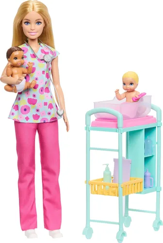 Vista 5 de Barbie Careers - Juego de doctora de bebés con muñeca rubia de moda, 2 muñecas de bebé, mesa de examen y accesorios