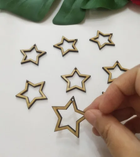 Vista 6 de 30 piezas de espacios en blanco de madera con marco de estrella, marco de aretes de macramé, aros, joyas en blanco de madera sin terminar