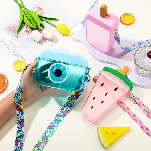Vista 6 de 3 botellas de agua con pajitas creativas Kawaii en forma de cámara de helado, sandía, correa ajustable, botella de agua de plástico para viajes