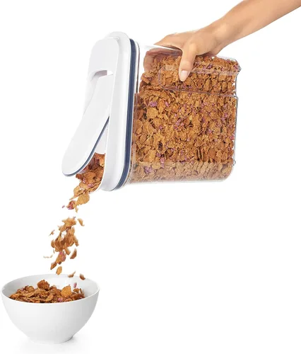 Vista 7 de OXO Good Grips Dispensador hermético de cereales POP de tamaño mediano (3.2 L)
