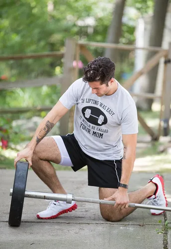 Vista 5 de If Lifting was Easy, It'd be Called Your Mom Divertida camiseta de entrenamiento