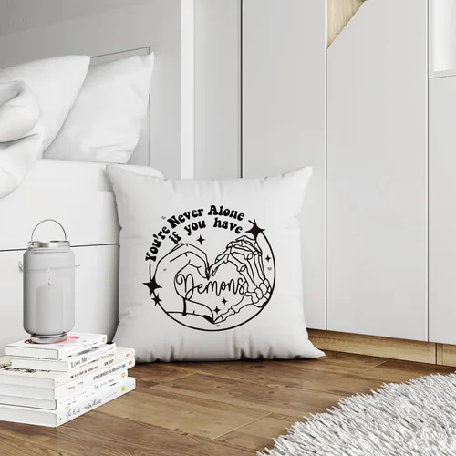Vista 2 de Fundas de almohada góticas de 18 x 18 pulgadas, funda de almohada de mano de esqueleto, decoración de corazón de mano de esqueleto