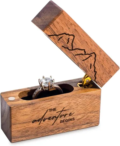 Vista 3 de Caja de anillo de compromiso de madera, pequeña funda plana delgada para propuesta, boda (comienza la aventura)