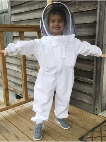 Vista 3 de Luwint Trajes de apicultura para niños, traje de apicultor de protección completa con guantes y capucha de velo autoportante (3'11''-4'2'' de altura)