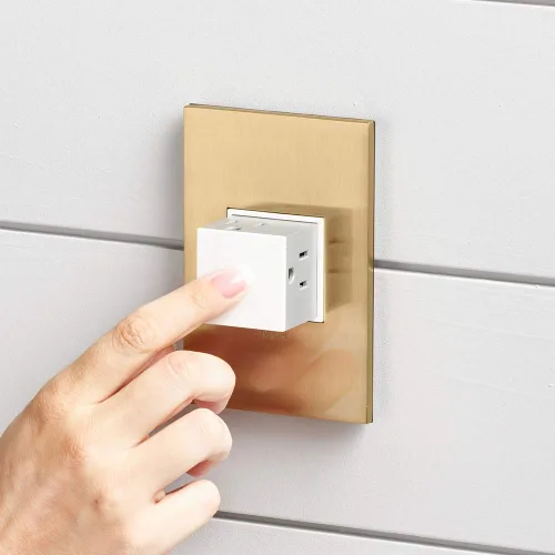 Vista 6 de Legrand adorne ARPTR151GG2WP - Toma de corriente emergente de 1 banda de 15 amperios en grafito con placa de pared a juego, ARPTR151GG2WP