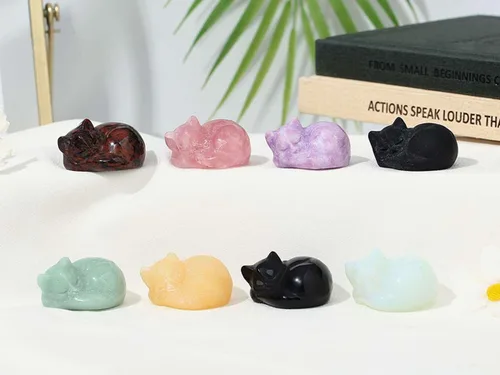 Vista 5 de LAIDANLA Estatua de gato dormido de obsidiana negra, cristales curativos tallados a mano, bonita escultura de figura de gatito de 1.6 pulgadas