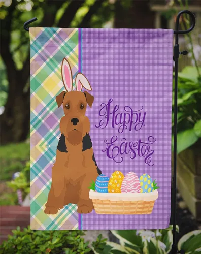 Vista 3 de Caroline's Treasures WDK4925GF Bandera de Pascua Airedale Terrier negra y tostada, tamaño jardín, bandera decorativa para patio exterior, patio