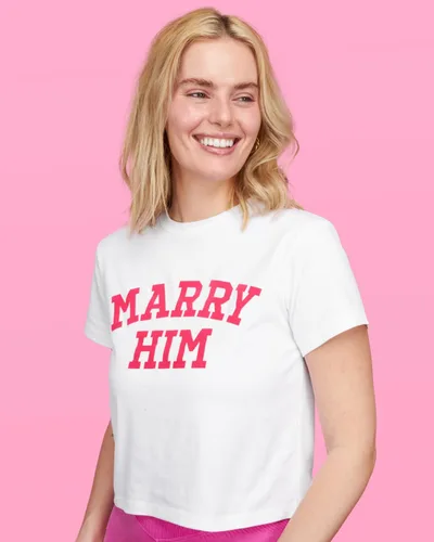 Vista 4 de xo, Fetti Camiseta blanca para despedida de soltera y despedida de soltera, decoración de fiesta de despedida de soltera, regalo de novia, regalo