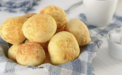 Vista 3 de AMAFIL Mezcla para pan de queso 35.2 oz. - Paquete de 2 / Mistura Preparada para Pao de Queijo 2.2 lbs. - Paquete de 2