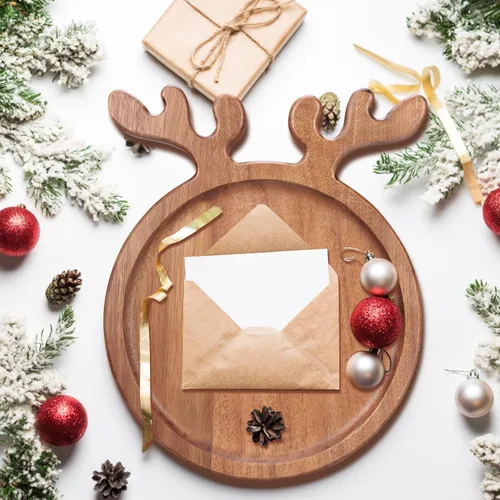 Vista 5 de Platos de cocina de Navidad de madera de acacia para decorar la cena Plato de madera para queso de Navidad Bandeja de charcutería de Navidad