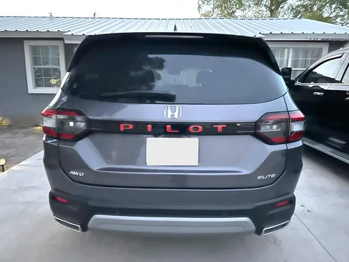 Vista 7 de Calcomanía de vinilo con letras o contorno de piloto compatible con Honda Pilot 2023-2026 Va encima de las letras en la escotilla trasera