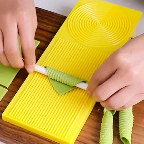 Vista 7 de Naysku Tabla de pasta de macarrones de espagueti, juego de tablero multifuncional de ñoquis, kit de molde de pasta hecho a mano, suplemento