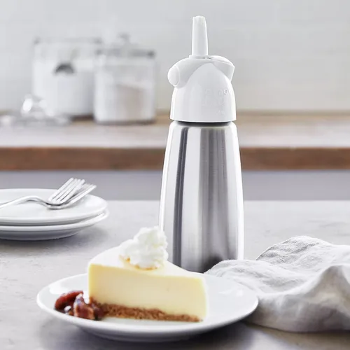 Vista 10 de iSi North America Easy Whip Plus (1 pinta) - Batidor de crema con botella de acero inoxidable, fácil de usar para aderezos con sabor casero