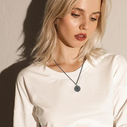 Vista 5 de Collar con colgante de plata de ley 925 con medalla de San Patrón, joyería religiosa para hombres y mujeres, con cadena de acero inoxidable 316L