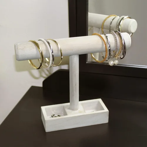 Vista 7 de MOOCA Soporte de exhibición ligero de madera para joyas con barra en T con bandeja de almacenamiento de 2 compartimentos para pulseras, relojes