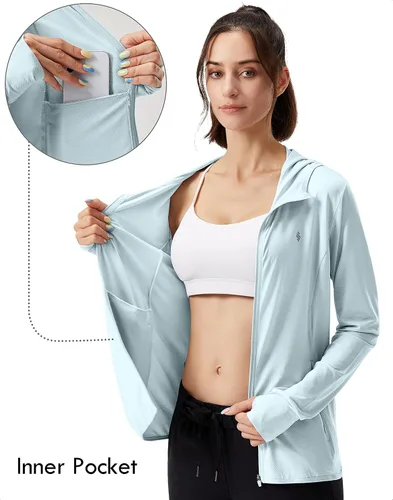 Vista 4 de Soothfeel Chaqueta con capucha y protección solar UPF 50+ para mujer, ligera, de manga larga, con bolsillo, para senderismo al aire libre d-celeste