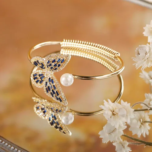 Vista 5 de Aimimier Pulsera de perlas de mariposa de cristal o para mujeres y niñas