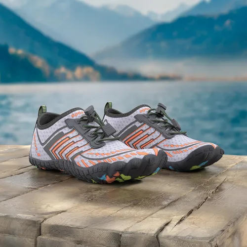 Vista 2 de MAYZERO Zapatos de agua para hombres y mujeres, zapatos de surf, playa, piscina, zapatos de punta ancha, senderismo, zapatos de agua, zapatillas