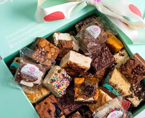 Vista 8 de Brownie Points Brownies para bebé, 75 ingredientes envueltos individualmente, ingredientes finos y frescos, caja de regalo y cestas de regalo