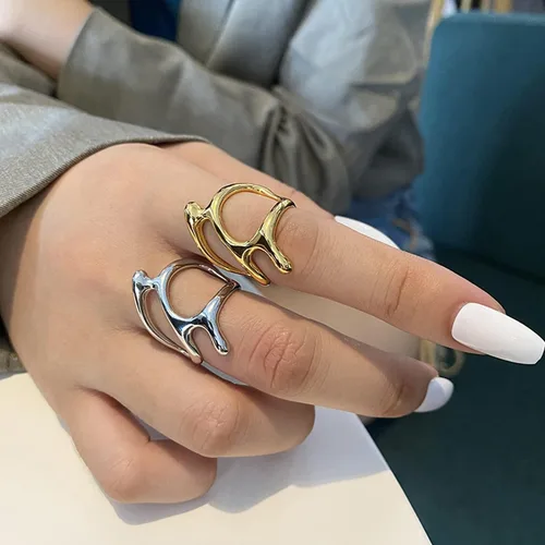 Vista 6 de Anillos gruesos calados chapados en oro de 18 quilates, anillo hueco minimalista, anillo abierto ajustable para mujeres y hombres