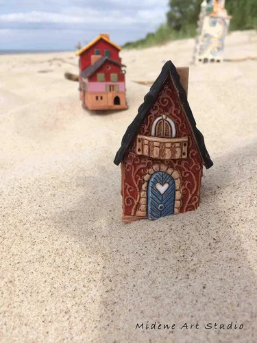 Vista 3 de Aldeas de cerámica y casas colección - coleccionable casa roja miniatura - cono incienso titular R502