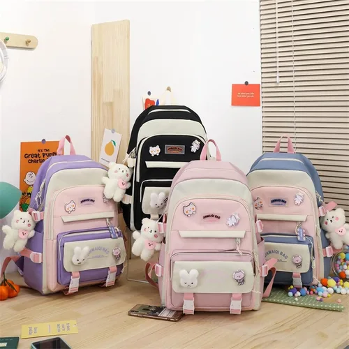 Vista 9 de Juego de 5 mochilas kawaii con colgante de oso y alfileres, suministros de regreso a clases, kit de bolsa de conejito de retazos (azul), Azul