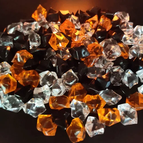 Vista 16 de Rocas de hielo falsas transparentes 700 piezas de diamantes falsos rellenos Centros de mesa de boda, pecera, exhibición de alimentos, accesorios