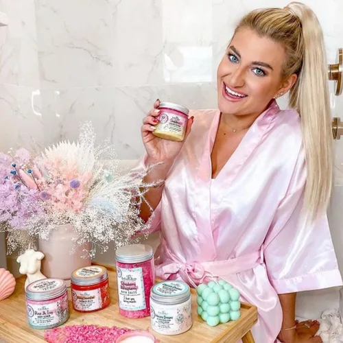 Vista 6 de Bella & Bear Goddess Sugar Scrub - Exfoliante 3 en 1, exfoliante corporal y gel de baño Vegano, felicidad libre de crueldad para una piel sedosa