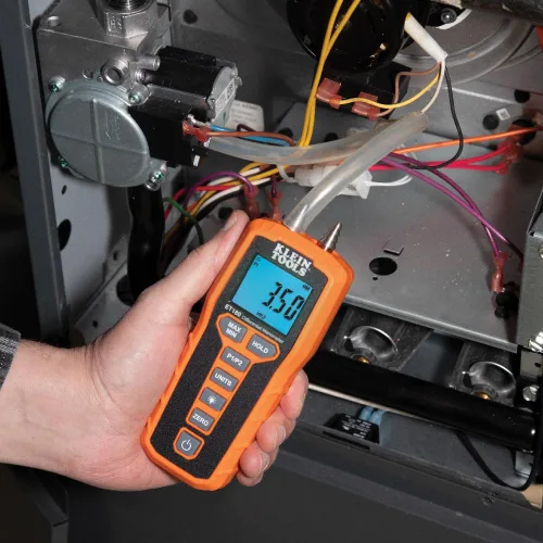Vista 13 de Klein Tools 80142 Kit de detector de fugas de gas, detector de gas combustible, manómetro digital y comprobador de presión HVAC, doble puerto, 2