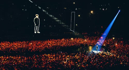 Vista 7 de iNNOCENCE + eXPERIENCE Live in Paris