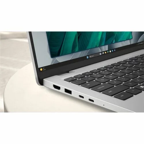 Vista 14 de Dell Pro 14 PC 14255 laptop R5 PRO; 16 G