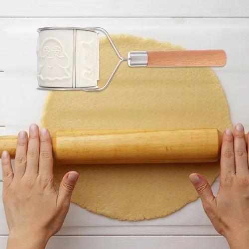 Vista 3 de EXCEART Moldes para galletas de bricolaje, 8 patrones de animales para festivales, cortadores de galletas rodantes resistentes