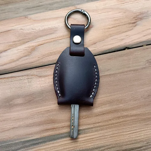 Vista 20 de Handmade Keychain Leather Protective Key Holder Large Capacity Protective Case Key Cover Protective Case Keychain