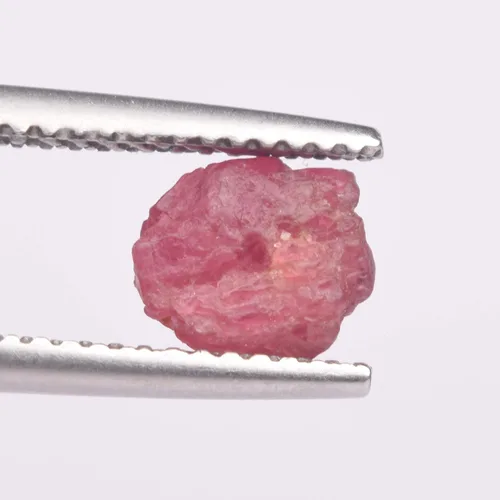 Vista 2 de REAL-GEMS Piedra cruda de espinela rosa de cristal natural, espécimen mineral natural, cristal curativo, espinela áspera 1.15 ct piedra preciosa