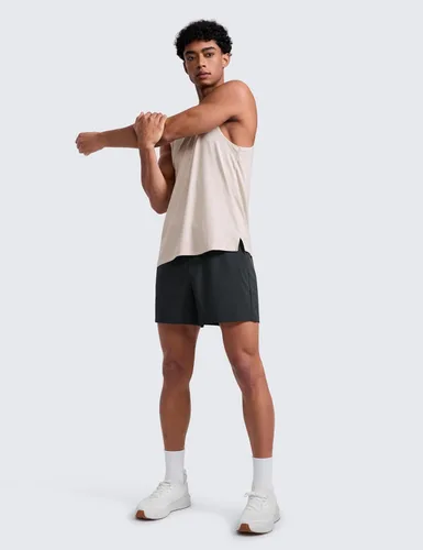 Vista 4 de CRZ YOGA Pantalones cortos de entrenamiento sin forro para hombre de 5 pulgadas, ligeros, de secado rápido, para correr, deportes, atletismo