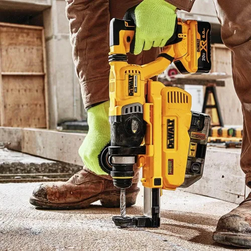 Vista 4 de DEWALT Martillo giratorio máximo de 20 V, kit SDS Plus, 1-1/8 pulgadas, inalámbrico (DCH263R2)