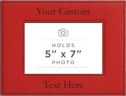 Vista 73 de Marco de fotos de piel sintética de cuero sintético grabado para añadir tu texto personalizado para colgar o en la mesa, marco de fotos familiares