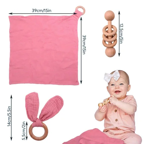 Vista 6 de Baby Lovey, sonajero de madera, paquete de 3 regalos Montessori, rosa coral, algodón, gasa doble, regalo de baby shower