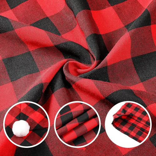 Vista 4 de Queekay 6 piezas de fundas traseras de silla de Navidad, protector de silla de comedor de Navidad con diseño de sombrero de Papá Noel, a cuadros