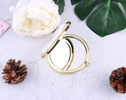 Vista 4 de Espejo compacto con monograma, espejo de bolsillo con inicial, para despedida de soltera, dama de honor, regalo (dorado, inicial: N)
