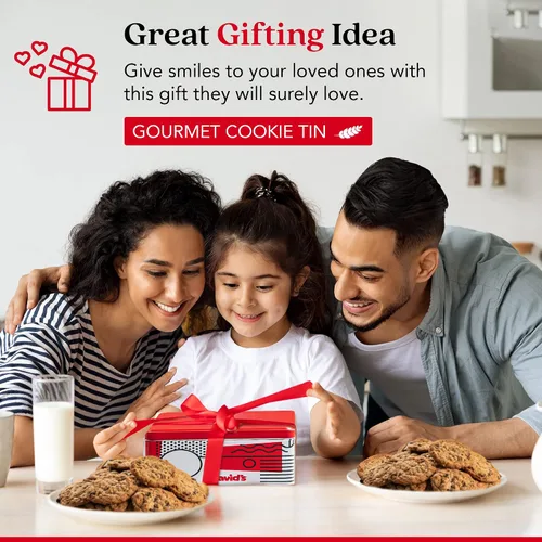 Vista 4 de Latas de galletas frescas y horneadas para regalar de Davids Cookies.