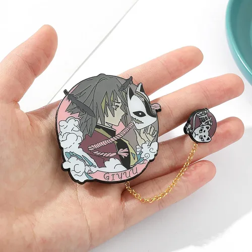 Vista 3 de MHTYYDS 1 broche de Demon Slayer Tomioka Giyuu Kimetsu No Yaiba cadena de metal esmaltada, colección de insignias para hombres y mujeres, regalo