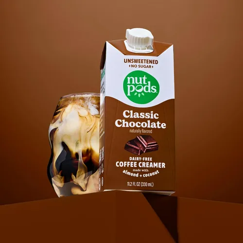 Vista 5 de nutpods Crema clásica de café sin azúcar de chocolate sin lácteos, paquete de 3