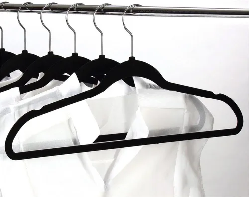 Vista 4 de Yaheetech Perchas de terciopelo antideslizantes – Perchas de terciopelo resistentes – Perchas de ropa para ahorrar espacio con gancho giratorio