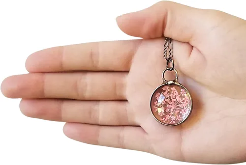 Vista 40 de Queen Anne's - Collar de encaje con colgante de flor prensada real en cristal hecho a mano, joyería de flores silvestres, collares de encaje