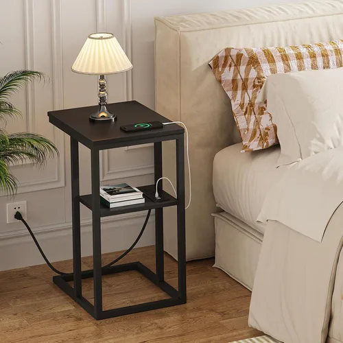 Vista 9 de Vagusicc Mesa auxiliar en forma de C con estación de carga, mesa auxiliar pequeña para sofá, mesa auxiliar de aperitivos con puertos USB y salidas