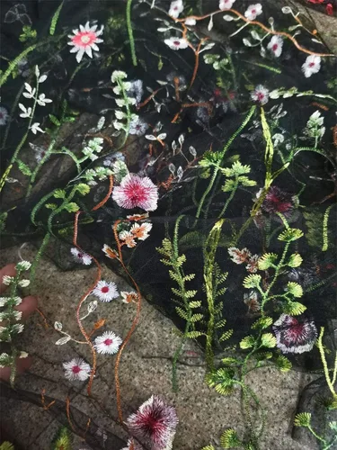Vista 2 de Tela de encaje de 51 pulgadas de ancho, exquisita tela de encaje con bordado de flores florales para manualidades, vestidos de boda, decoración