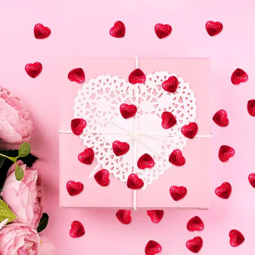 Vista 5 de 600 piezas de confeti para el día de San Valentín, confeti de corazones rojos con purpurina, decoración de San Valentín, confeti de papel